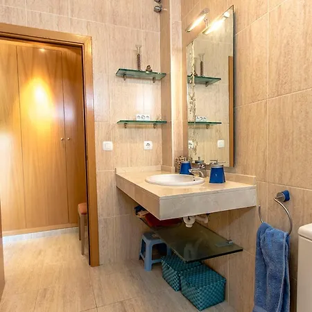 3 Bedrooms House At 500 M Away From The With Shared Pool Enclosed Garden And Wifi Holiday home
